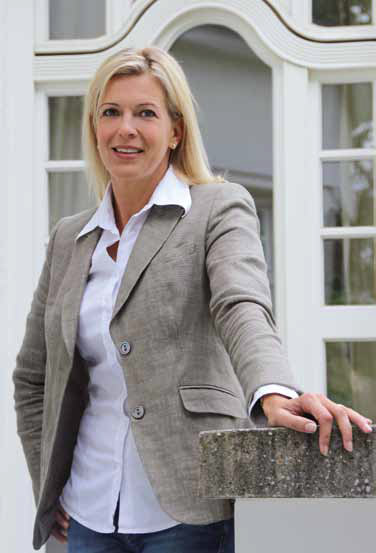 Katrin Pfender-Solti